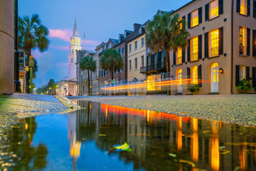 Obraz premium Historical downtown area of Charleston, South Carolina cityscape in USA