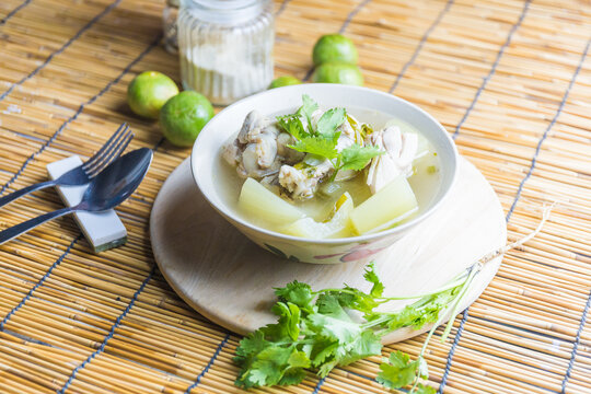 boiled hatch dinner with family time