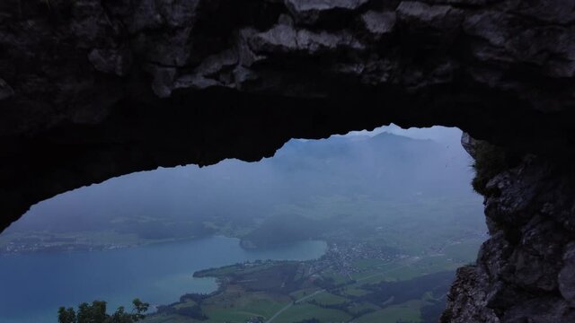 Bleckwandfenster am Wolfgangsee Drone Shot 7