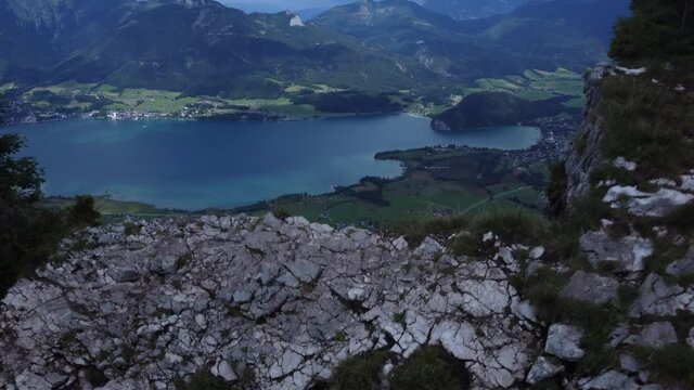 Bleckwandfenster am Wolfgangsee Drone Shot 10