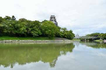 岡山城 天守閣と旭川