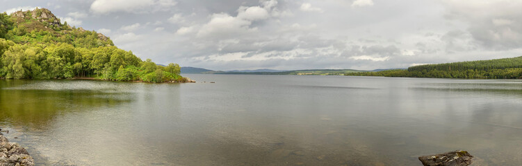 Fototapeta na wymiar Loch Duntelchaig, Scotland