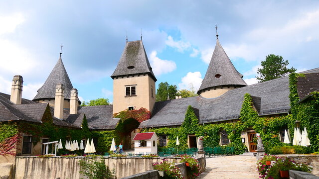 Burg Ottenstein, Innenhof