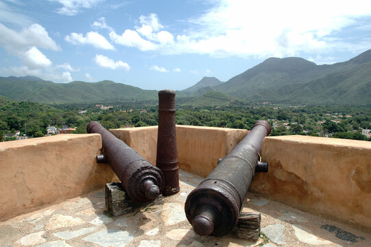 old cannons