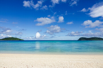 世界自然遺 沖縄県・西表島の秘境ビーチ イダの浜