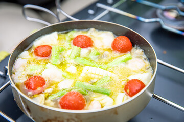 アヒージョ　キャンプ飯　アウトドア　お家時間　男飯　アウトドア料理