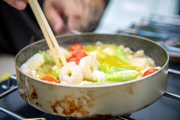 アヒージョ　キャンプ飯　アウトドア　お家時間　男飯　アウトドア料理