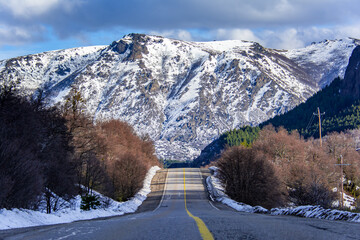 road to the mountains