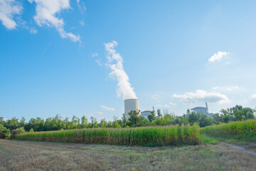 Centrale nucléaire de Golfech dans le sud-ouest près de Valence d'Agen et Moissac
