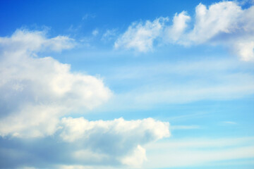 Obraz premium Cloudy sky background on a clear sunny day