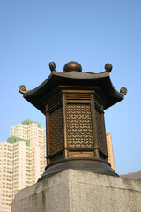 the metal lamp at Chi Lin Nunnery, Hong Kong. 26 Dec 2004
