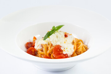 Pasta burrata e pomodorini