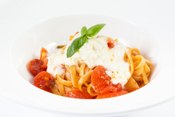 Pasta burrata e pomodorini