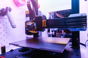 3D printer with neon lights