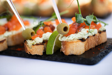 sandwiches with salmon