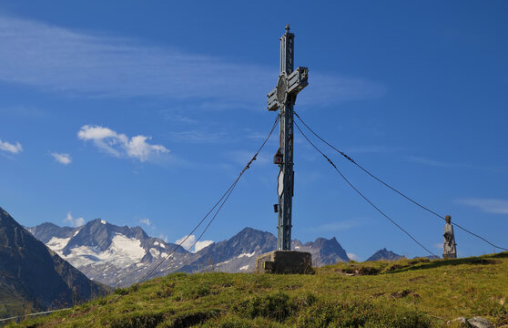 Gipfelkreuz des Plattenkogels / Zillertaler Alpen / Salzburg / Österreich