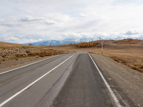 Chuysky tract is the most picturesque road in Russia. Altai mountains. Severo-Chuysky Ridge, Altai Republic, Russia