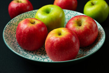 apples in a bowl