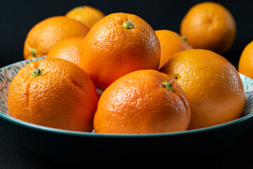 oranges in a bowl