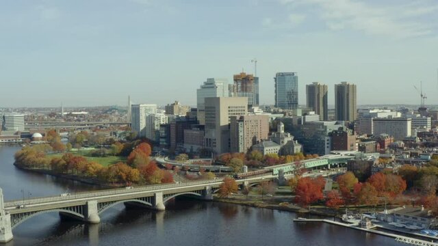 Pulling away from Longfellow Bridge 