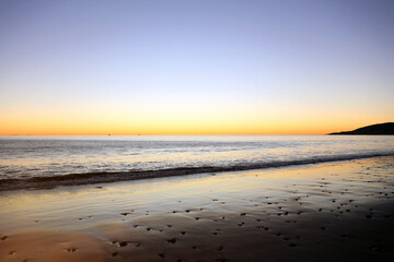 Fototapeta na wymiar Beautiful sunset on the sea.