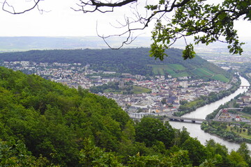 Toller Blick auf Bingen und der Drususbrücke an der Nahe in Rheinland-Pfalz