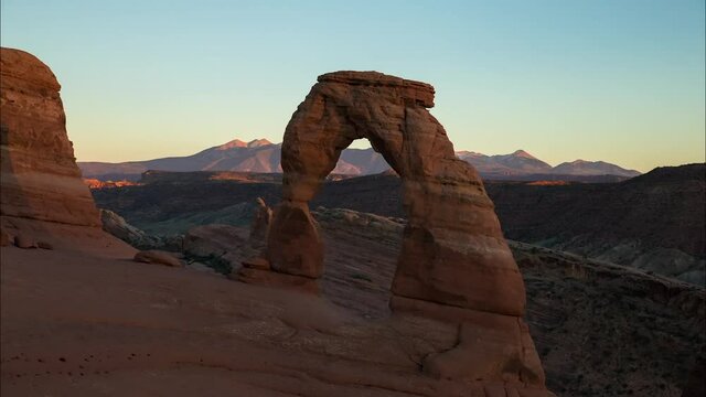 Time Lapse Beautiful Shot Of Arches National Park, Tourists Exploring During Vacation - Moab, Utah