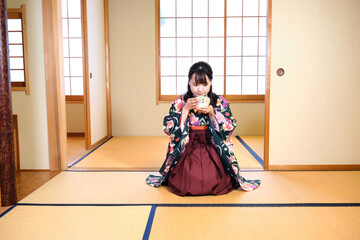 茶道教室に通う学生