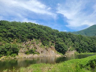 Fototapeta na wymiar When I traveled to Mungyeong, the valley in front of the dorm.