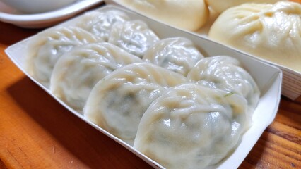 Fototapeta na wymiar Dumplings on a plate