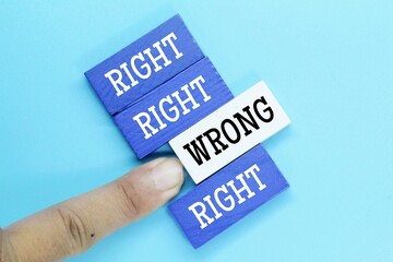 colored boards with the correct word and one wrong and wrong word separated