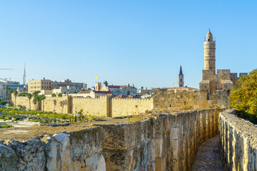 Obraz premium Ramparts Walk, with the Tower of David (Citadel), in Jerusalem