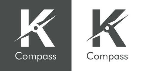 Logotipo con texto Compass con letra inicial K con forma de brújula en fondo gris y fondo blanco © teracreonte