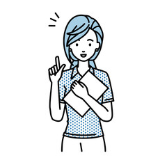 立って書類を手に持って何かひらめいたポロシャツの女性