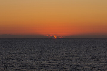 Fototapeta na wymiar Sunset on the sea, on the Atlantic Ocean