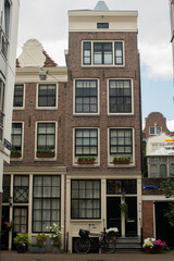 Fototapeta premium bicycle in front of a house in Amsterdam