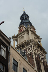 Fototapeta na wymiar church in the center of Amsterdam