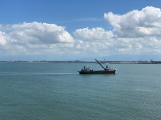 Obraz premium ship in the sea