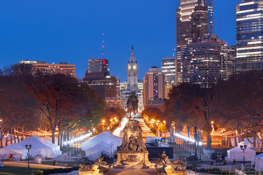 Philadelphia, Pennsylvania, USA Overlooking Benjamin Franklin Parkway