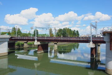 神崎川・鉄道橋