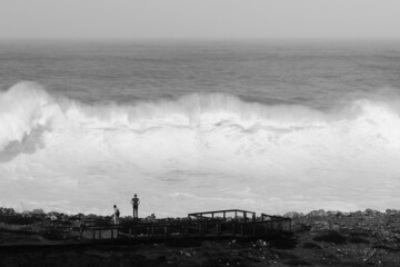 Fototapeta premium Big waves breaking