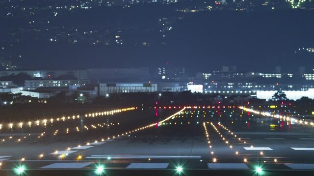 4K・飛行機・旅客機・ジェット機・空港・着陸