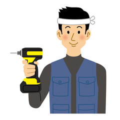 ドリルドライバーを持つ大工の男性