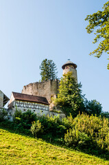 Naklejka premium Arlesheim, Schloss Birseck, Ermitage, Dornach, Birseck, Landwirtschaft, Wald, Spazierweg, Wanderweg, Baselland, Sommer, Schweiz