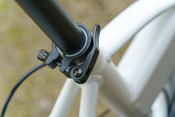 bicycle saddle quick release