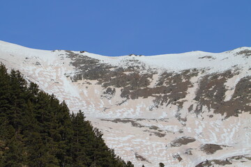 Sahara dust in the mountains d'Andorra in March 2021