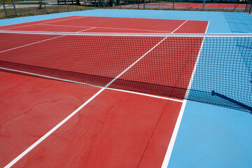 Net on a tennis court