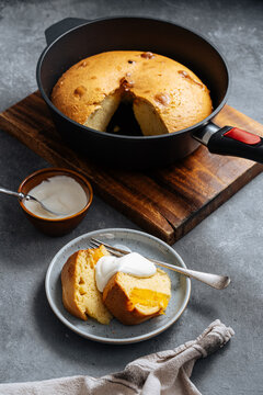 Pan with baked cake