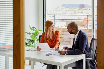 Financial advisor talking to a customer 
