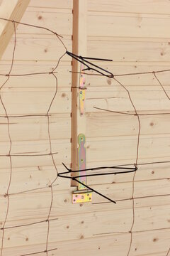 Flanges that bind a broken fence